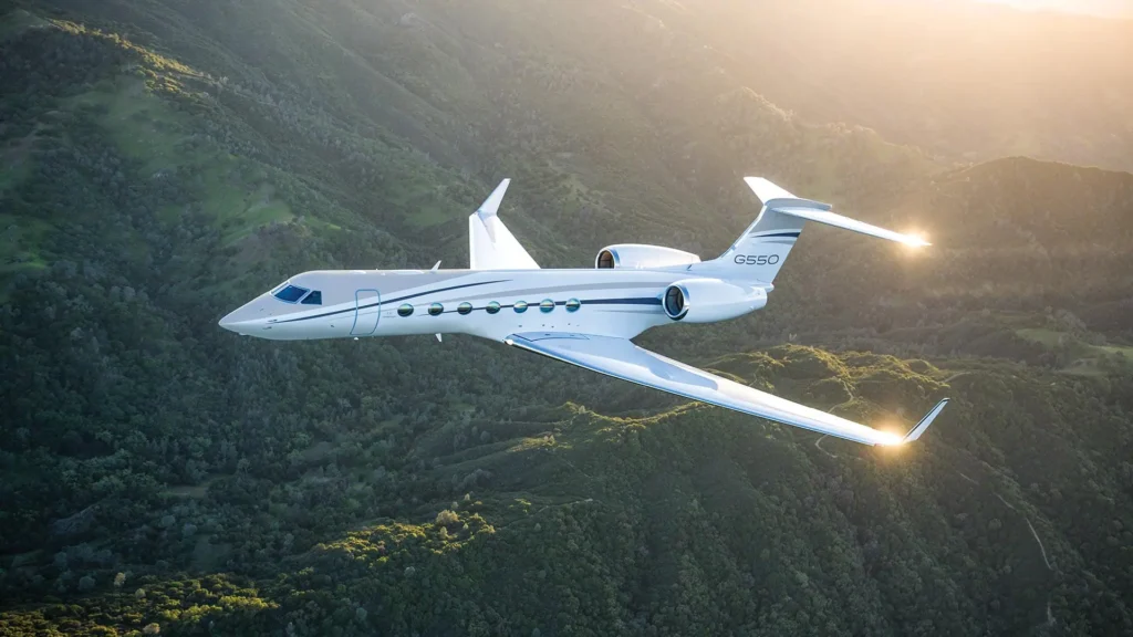G550 exterior image credit gulfstream aerospace corporation.jpg