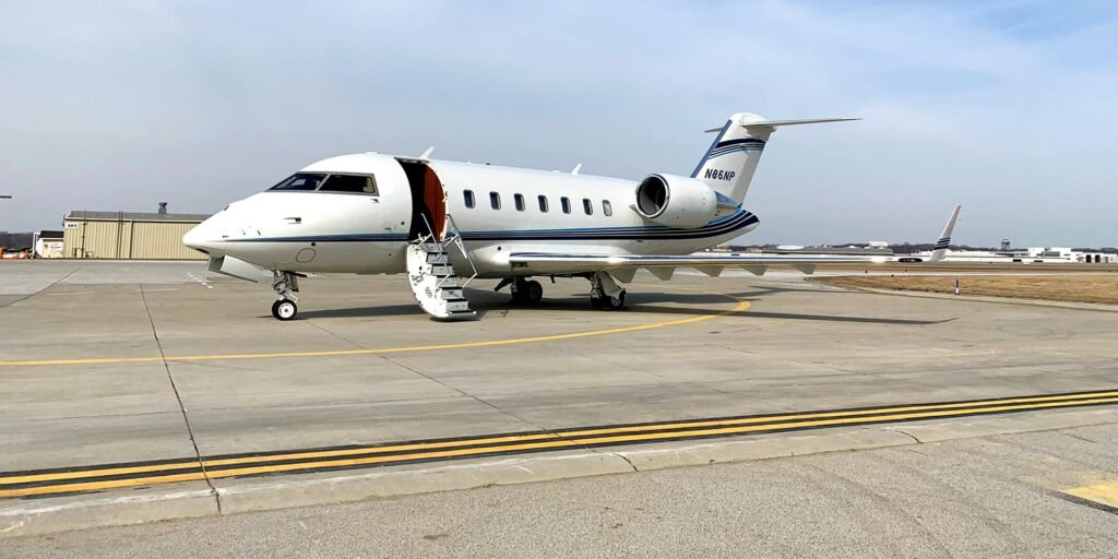 Fleet challenger 605@2x